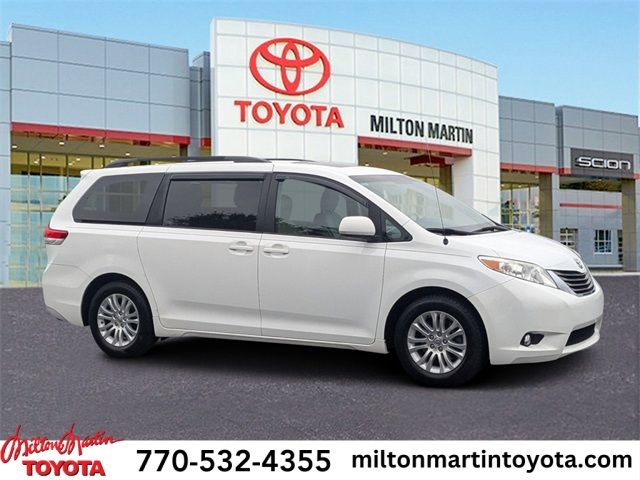 2014 Toyota Sienna XLE