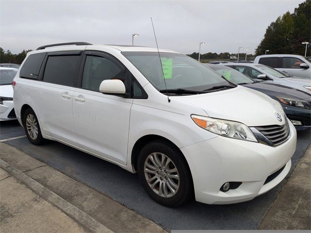 2014 Toyota Sienna XLE