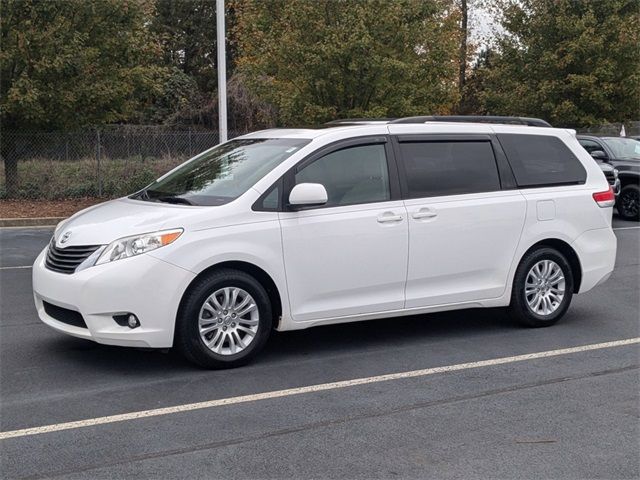 2014 Toyota Sienna XLE