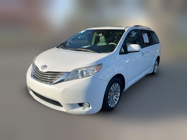 2014 Toyota Sienna XLE