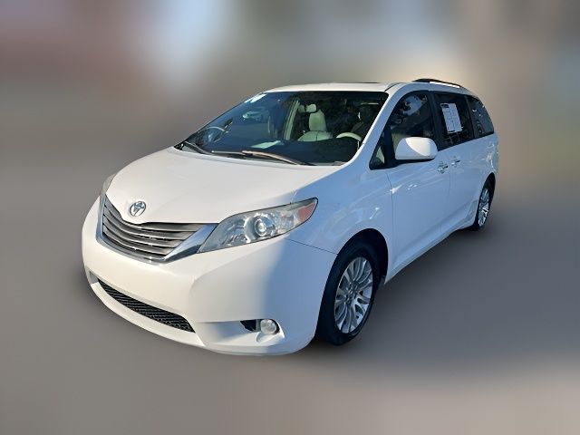 2014 Toyota Sienna XLE