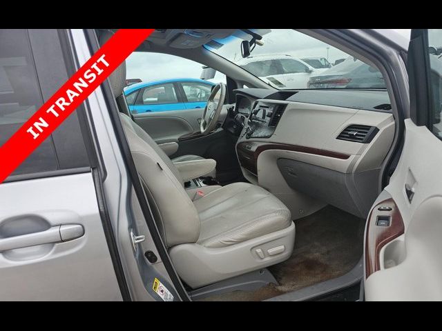 2014 Toyota Sienna XLE