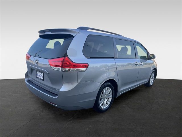 2014 Toyota Sienna XLE