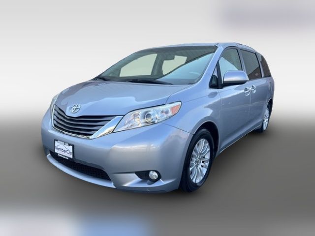 2014 Toyota Sienna XLE