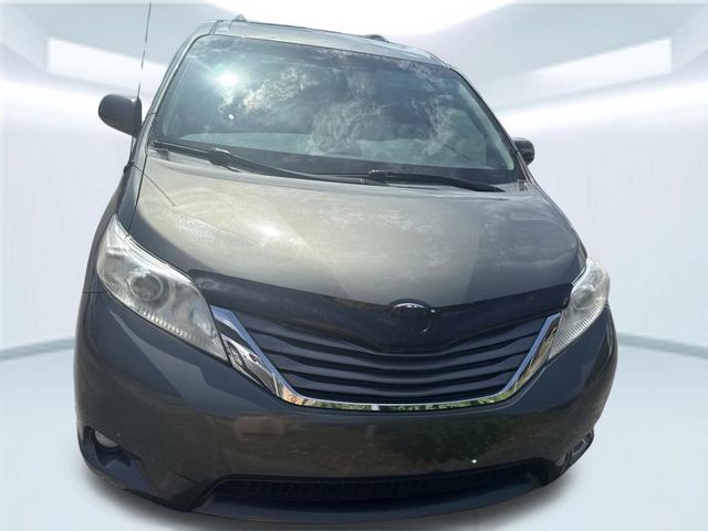 2014 Toyota Sienna XLE