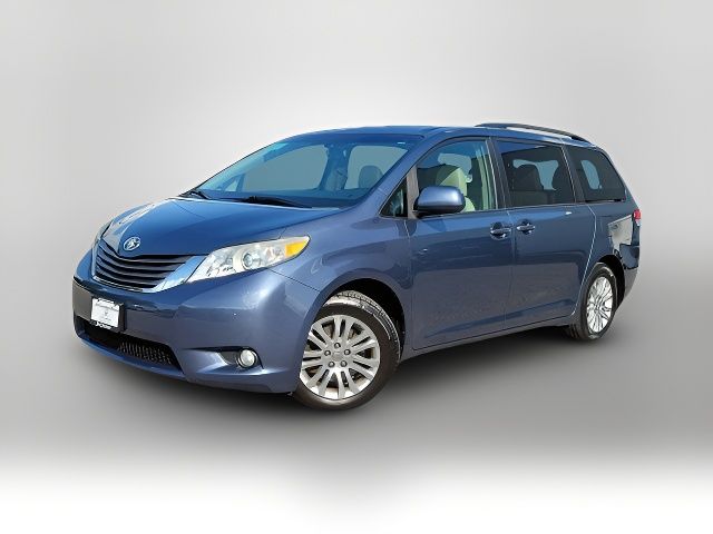 2014 Toyota Sienna XLE