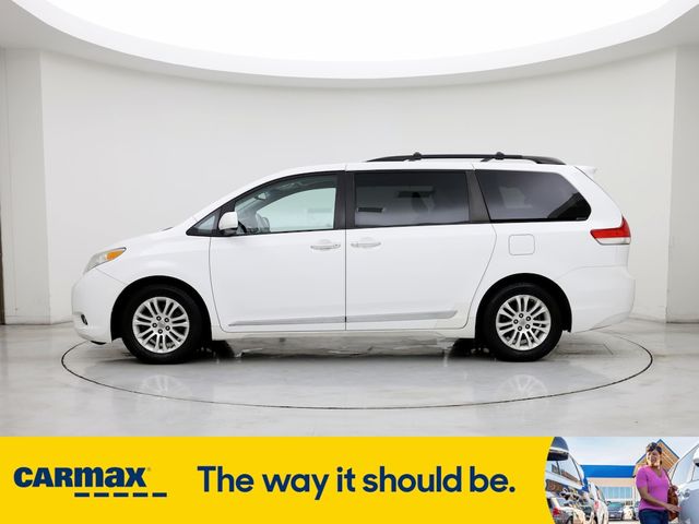 2014 Toyota Sienna XLE