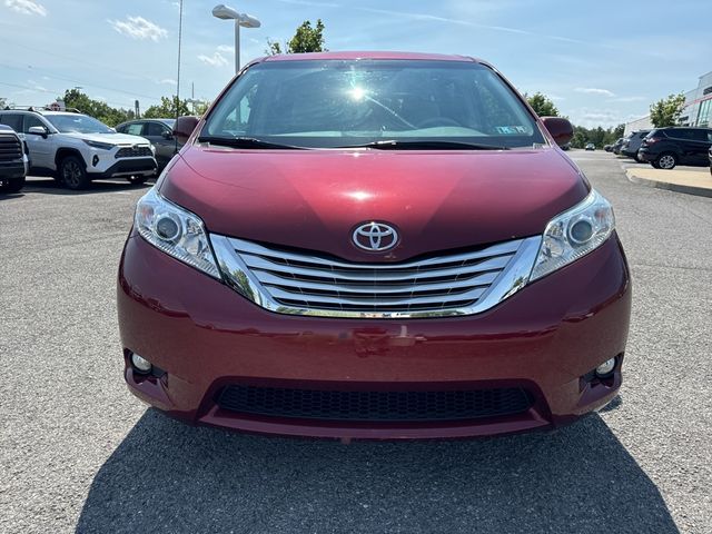 2014 Toyota Sienna XLE