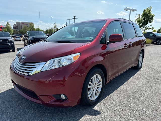 2014 Toyota Sienna XLE