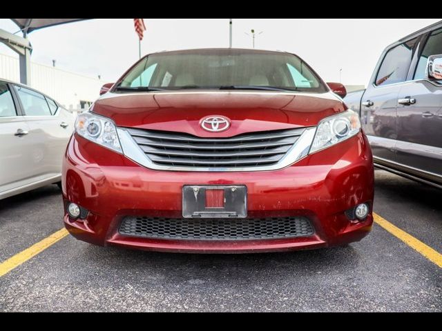 2014 Toyota Sienna XLE