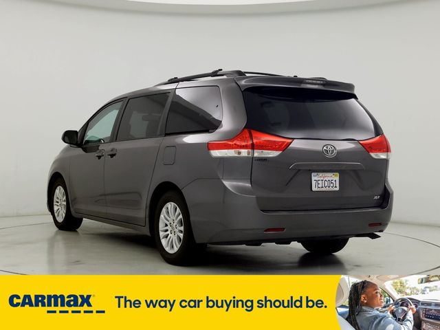 2014 Toyota Sienna XLE