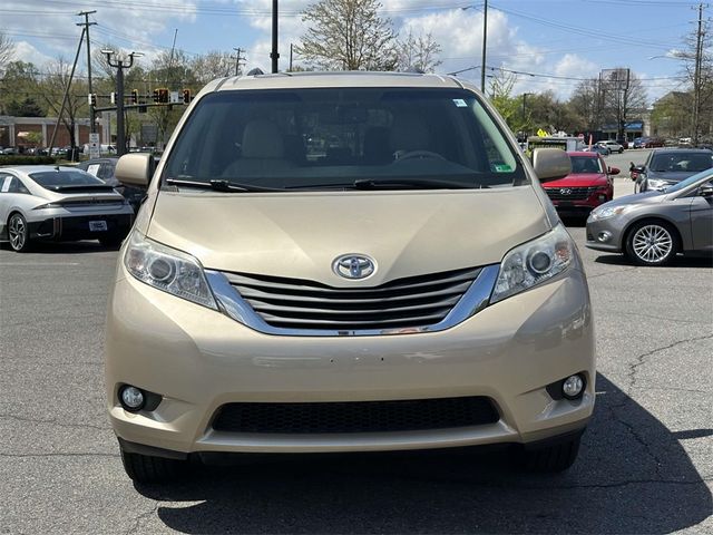 2014 Toyota Sienna XLE