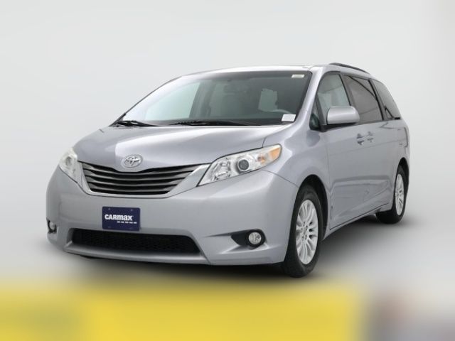 2014 Toyota Sienna XLE