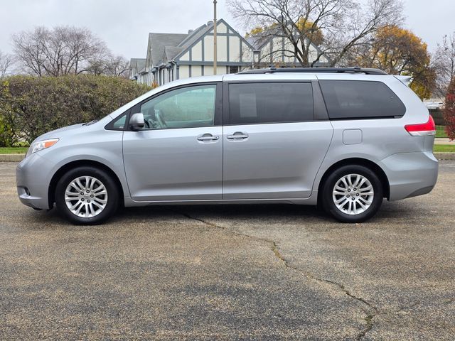 2014 Toyota Sienna 