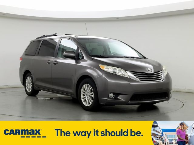 2014 Toyota Sienna XLE