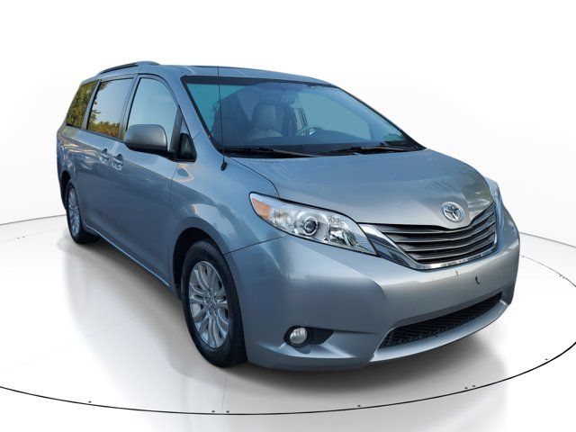 2014 Toyota Sienna XLE
