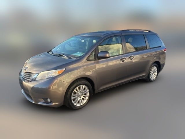 2014 Toyota Sienna 