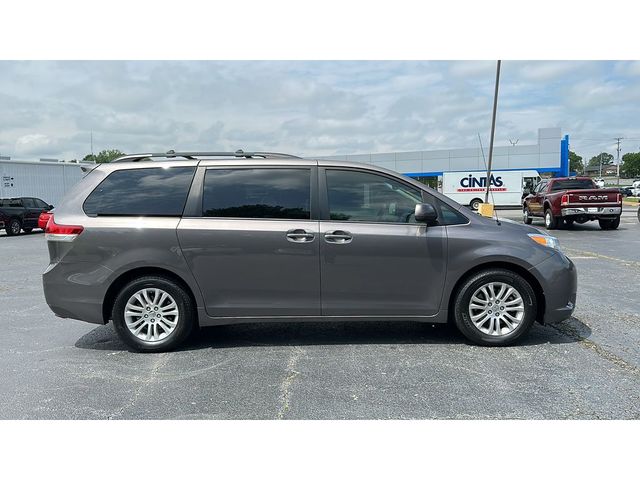 2014 Toyota Sienna XLE