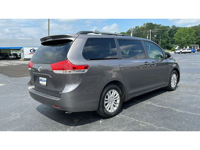 2014 Toyota Sienna XLE