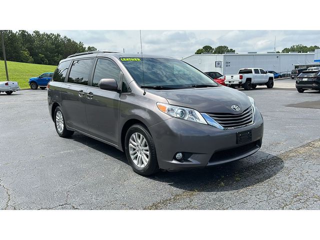 2014 Toyota Sienna XLE