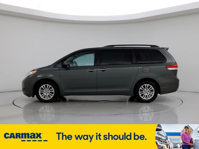 2014 Toyota Sienna XLE