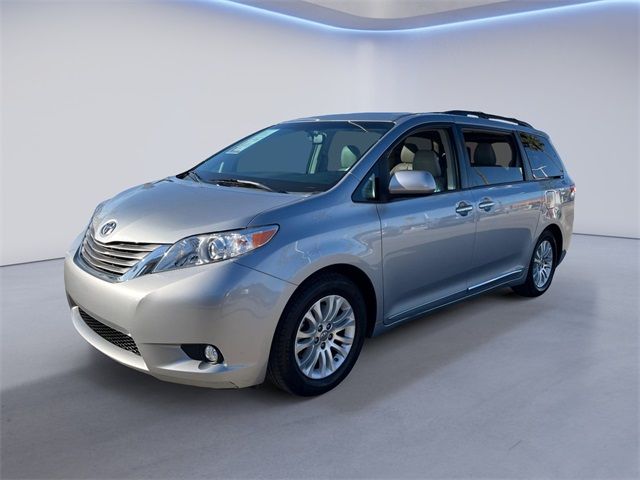 2014 Toyota Sienna XLE