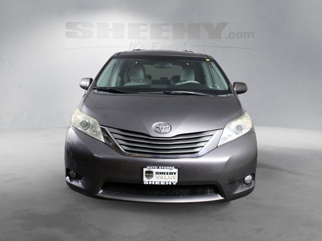 2014 Toyota Sienna XLE
