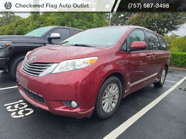 2014 Toyota Sienna 