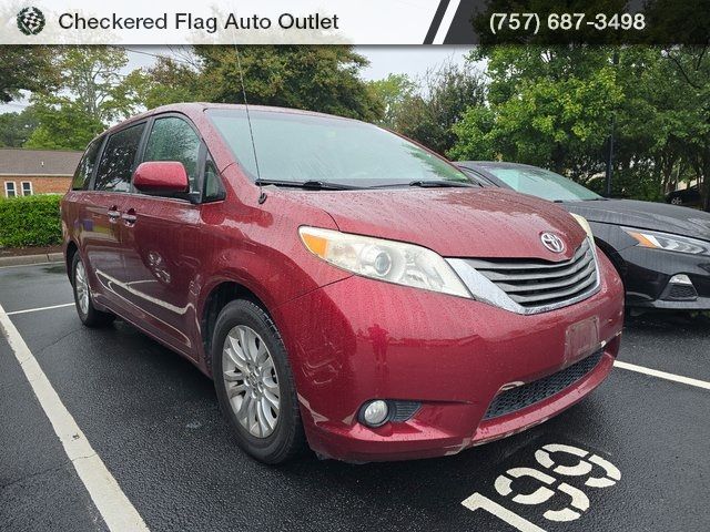 2014 Toyota Sienna 