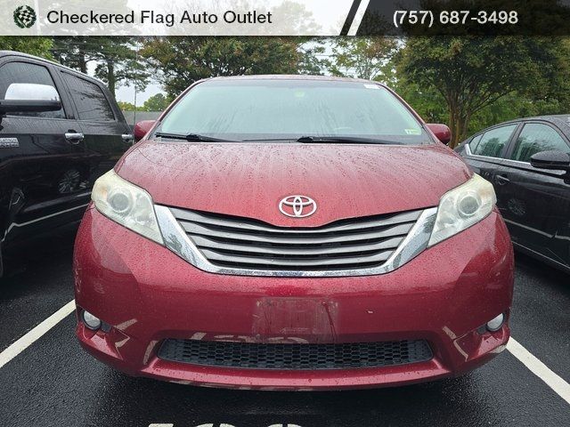 2014 Toyota Sienna XLE