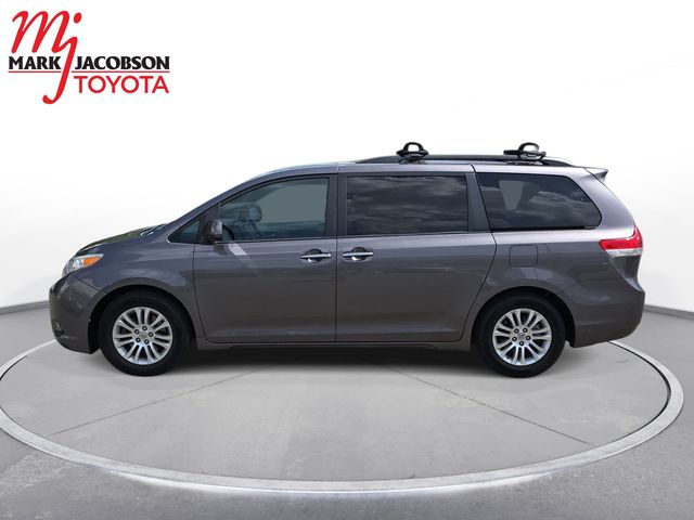 2014 Toyota Sienna 