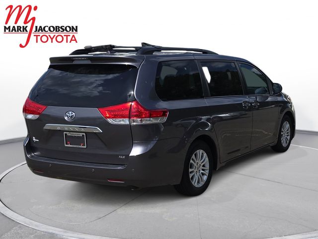 2014 Toyota Sienna 