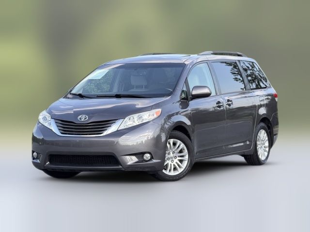 2014 Toyota Sienna 