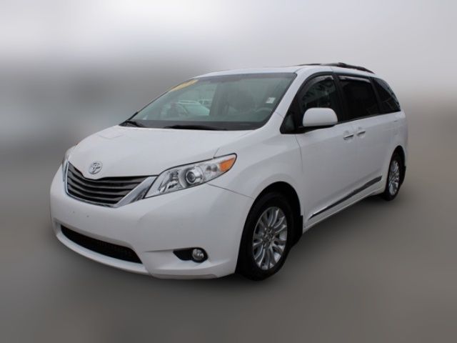 2014 Toyota Sienna XLE