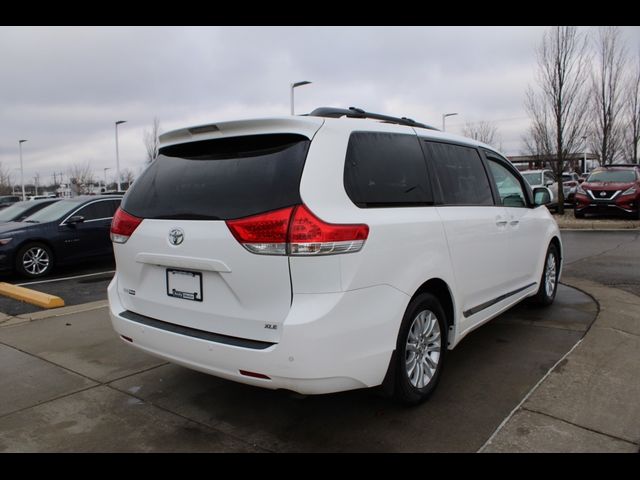 2014 Toyota Sienna XLE