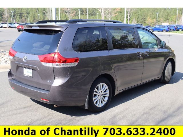 2014 Toyota Sienna XLE
