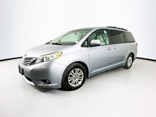 2014 Toyota Sienna XLE