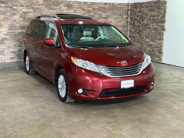 2014 Toyota Sienna XLE