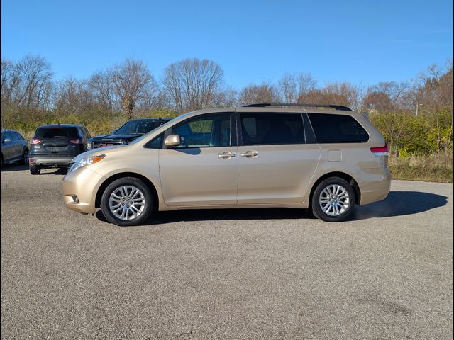 2014 Toyota Sienna 