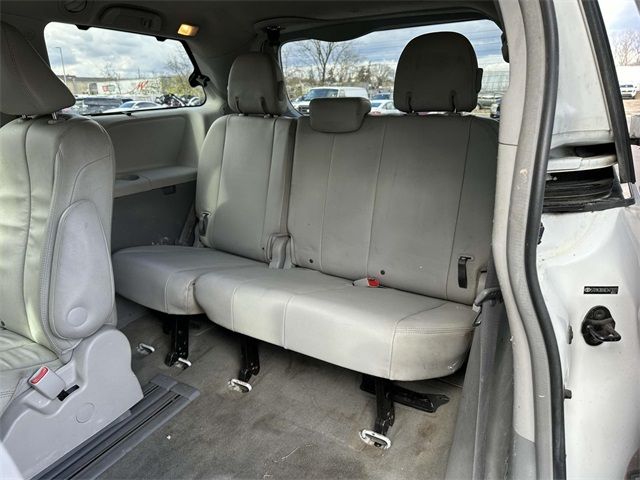 2014 Toyota Sienna XLE