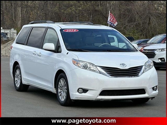 2014 Toyota Sienna XLE