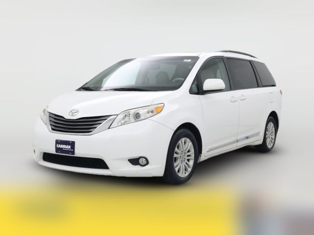 2014 Toyota Sienna XLE