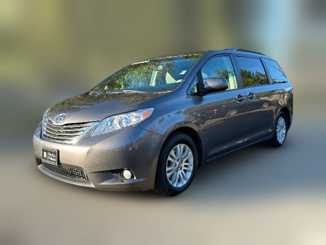 2014 Toyota Sienna XLE