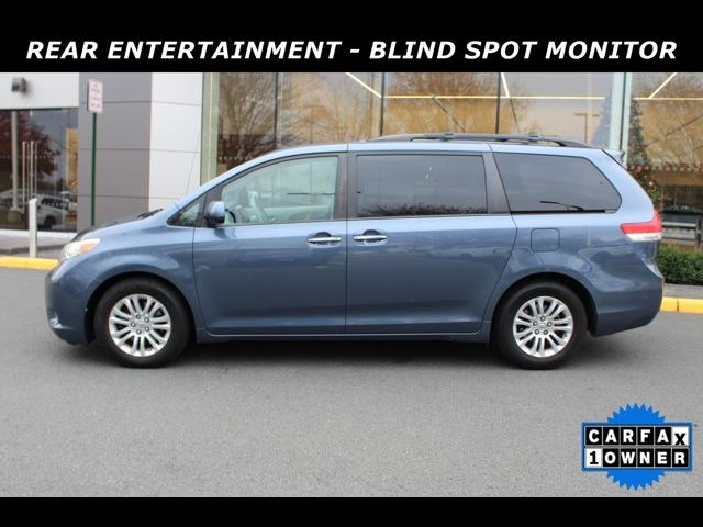 2014 Toyota Sienna XLE