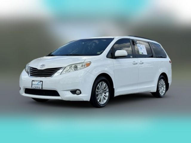 2014 Toyota Sienna XLE