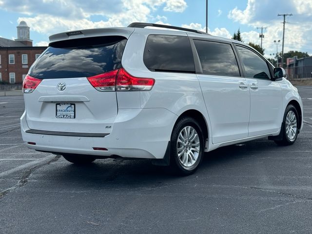 2014 Toyota Sienna XLE