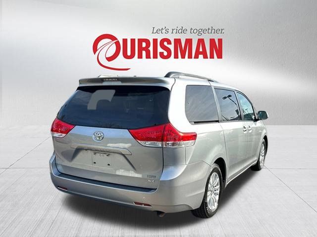 2014 Toyota Sienna XLE