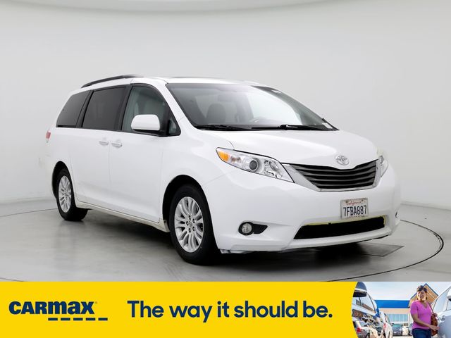 2014 Toyota Sienna XLE