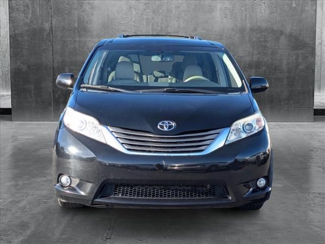 2014 Toyota Sienna XLE