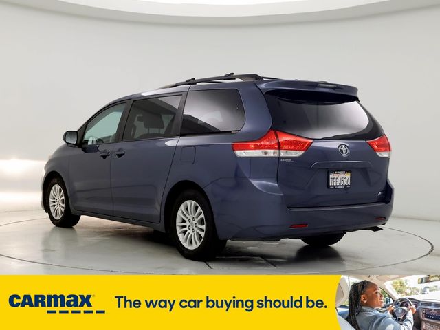 2014 Toyota Sienna XLE